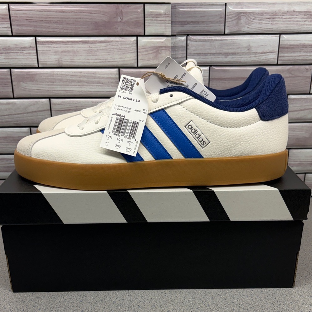 New Adidas VL Court 3.0 Men’s size 11 Off White/Blue/ Beige suede